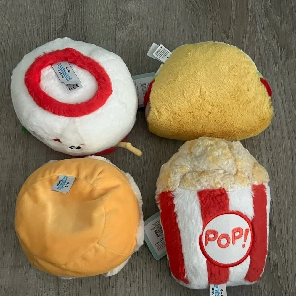 Squishable Snackers Plush Lot Ramen, Taco, Cinnamon Roll, Popcorn